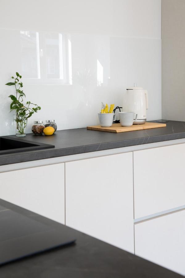 Design 2Bdr Apartment Near City Center ซาเกร็บ ภายนอก รูปภาพ